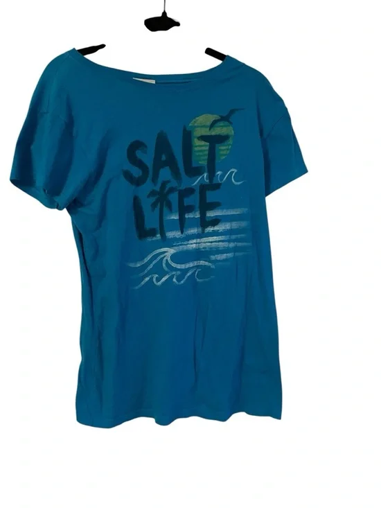 Salt Life Graphic Scoop Neck Tee EUC - Picture 2 of 5